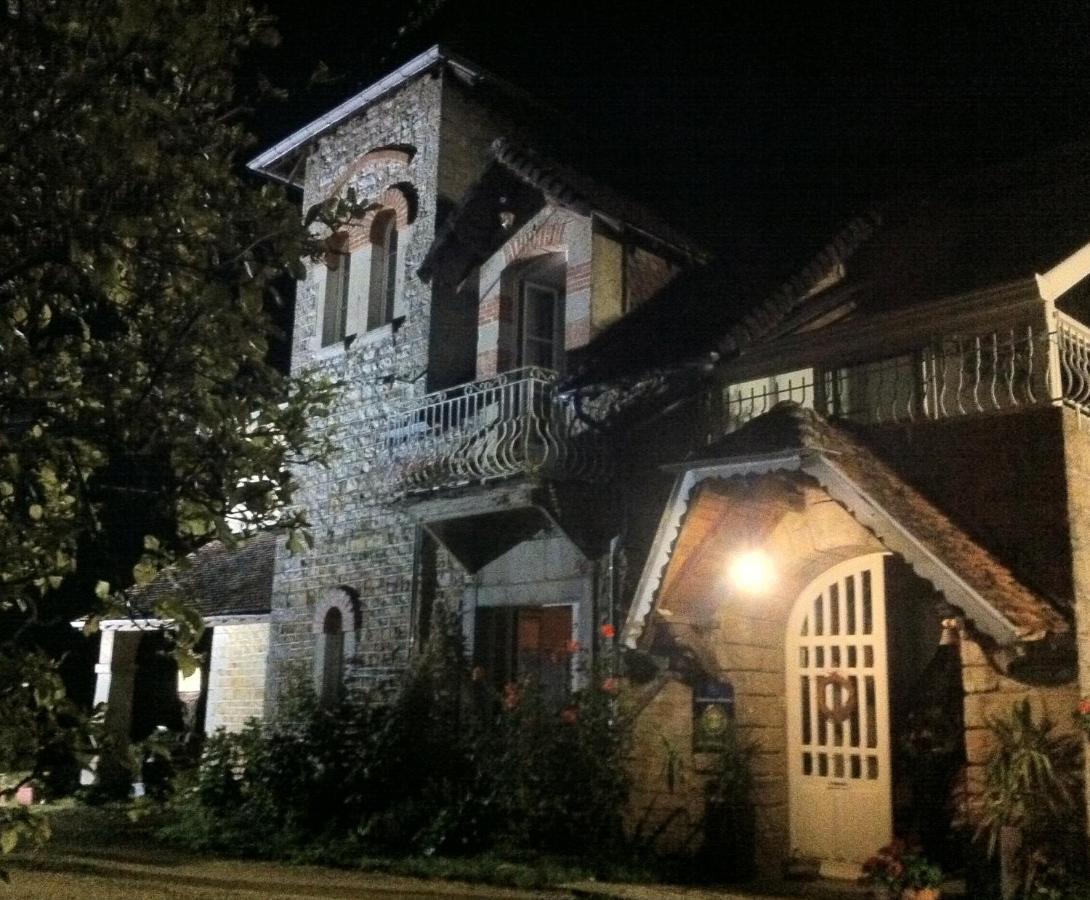 Chambres D'Hotes Le Relais De La Perle Le Vernois Екстериор снимка