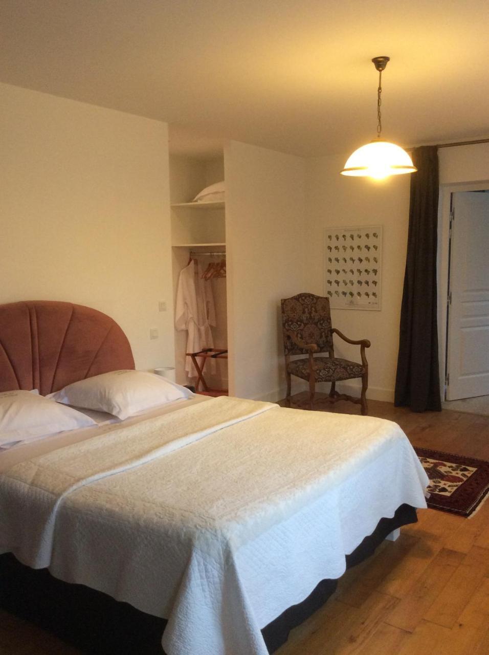 Chambres D'Hotes Le Relais De La Perle Le Vernois Екстериор снимка