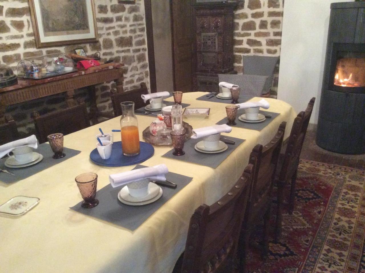 Chambres D'Hotes Le Relais De La Perle Le Vernois Екстериор снимка